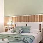 Motor Valley Boutique Apartment - 3 Suites